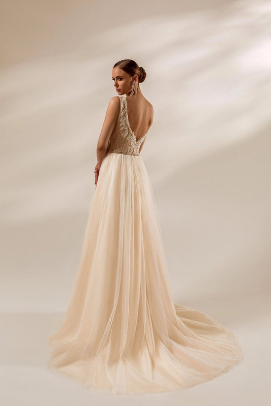 Bianca elegant wedding day attire - violetta - bridal