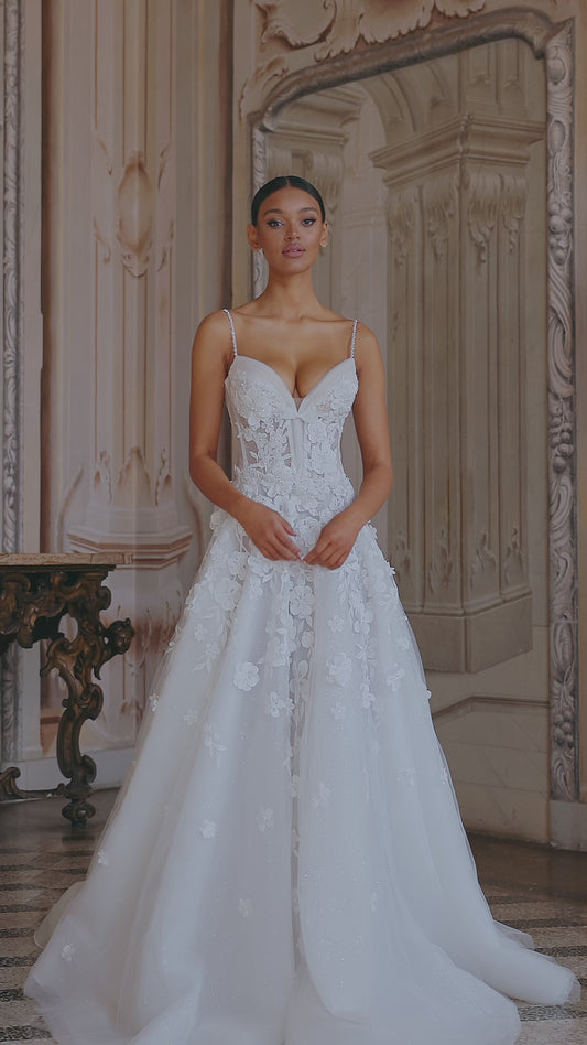 Dominica lace A-line dress with train