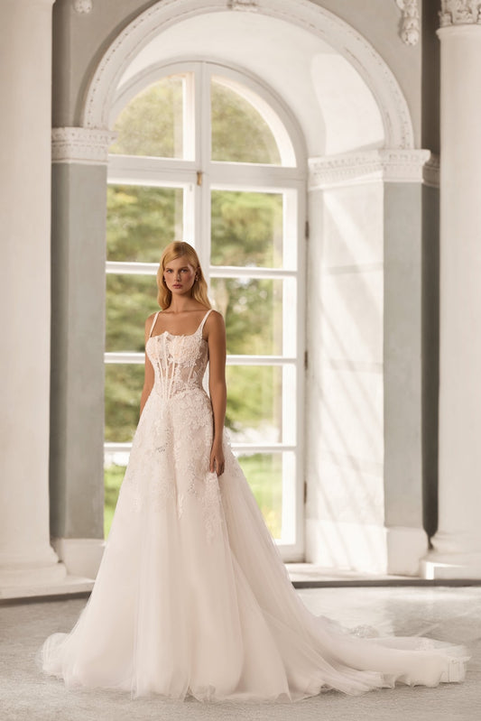 Adriana timeless sophistication - violetta - bridal