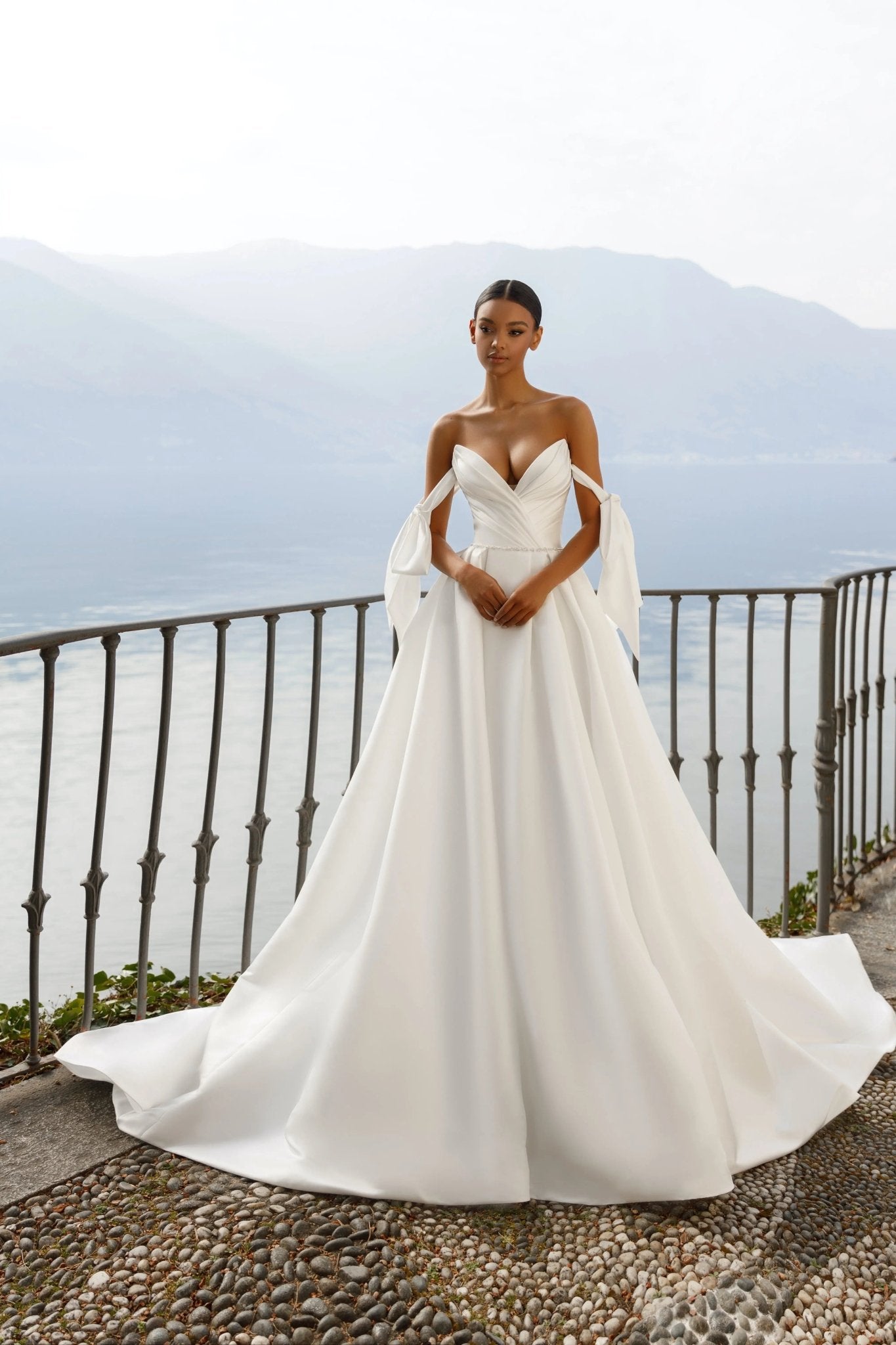 Elegant wedding dress Agnes - violetta - bridal