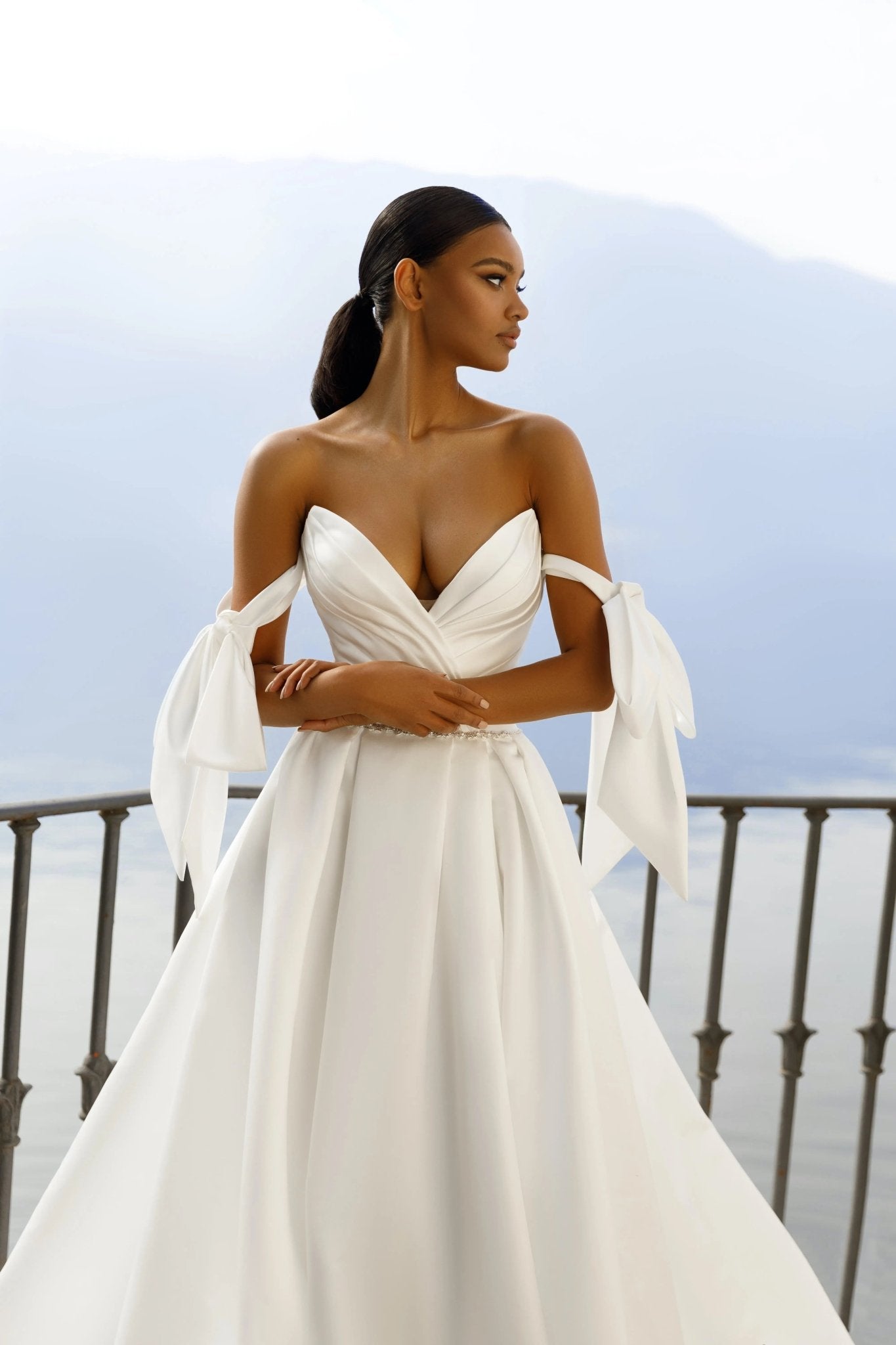 Elegant wedding dress Agnes - violetta - bridal