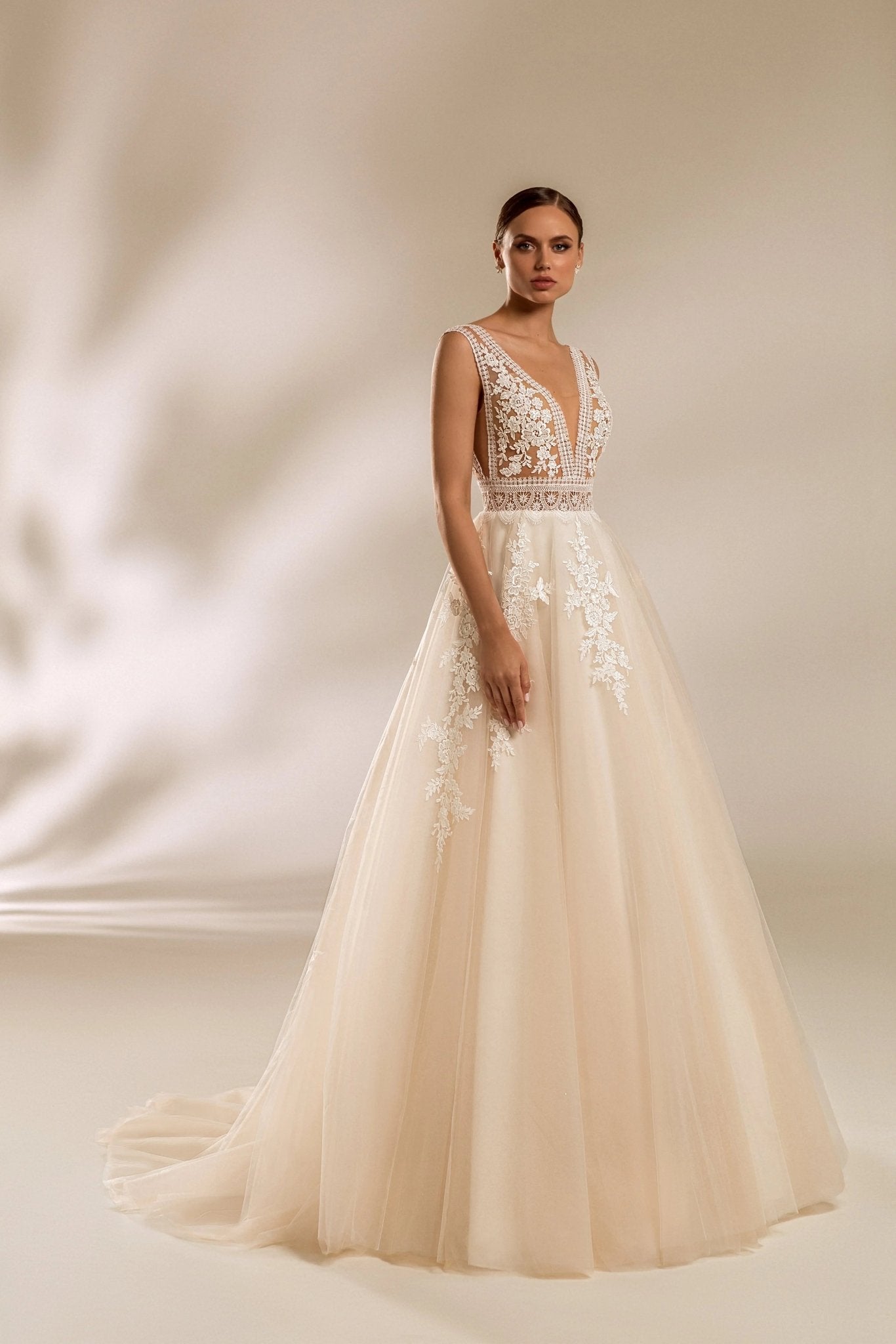 Elizabetee unique wedding dress style - violetta - bridal