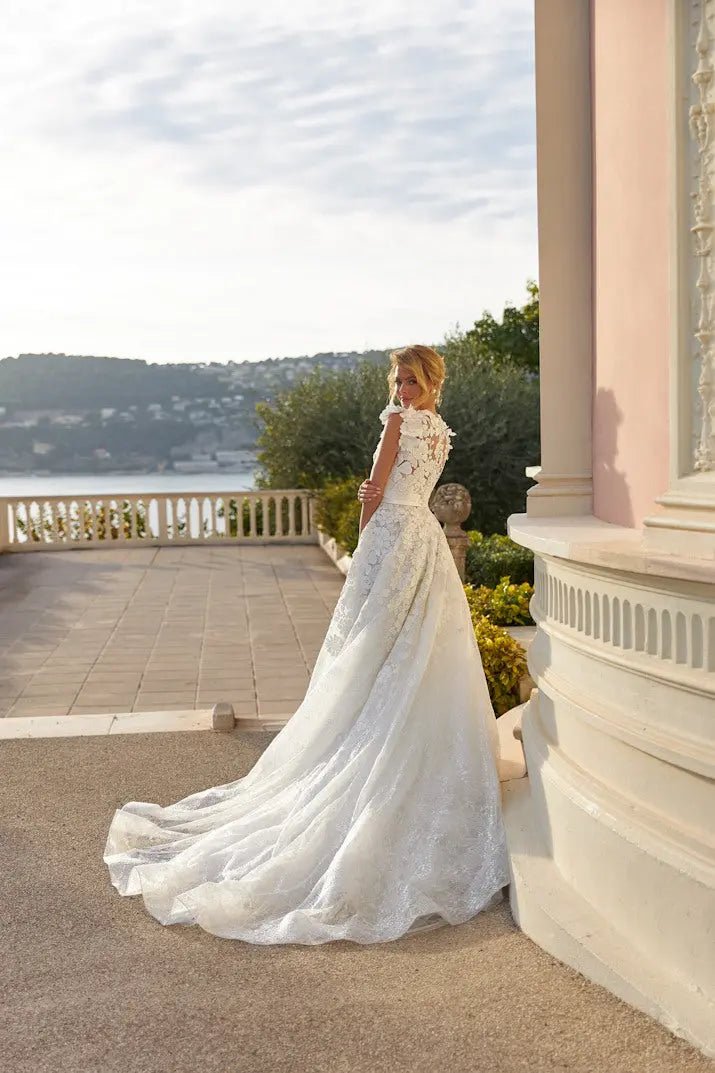 Holly harmonious blend of elegance and comfort - violetta - bridal