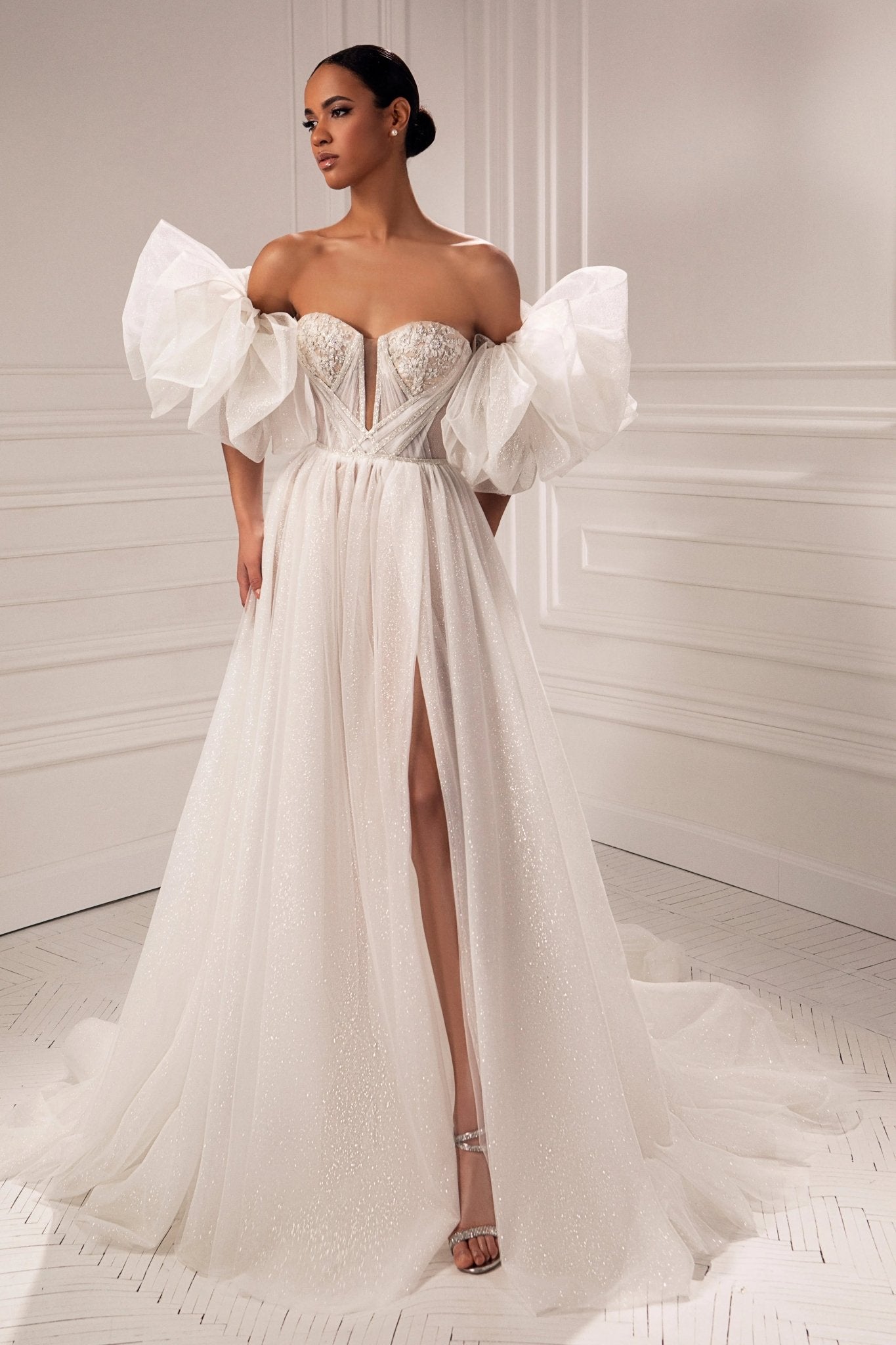 Piera A - line dress with detachable puff sleeves - violetta - bridal