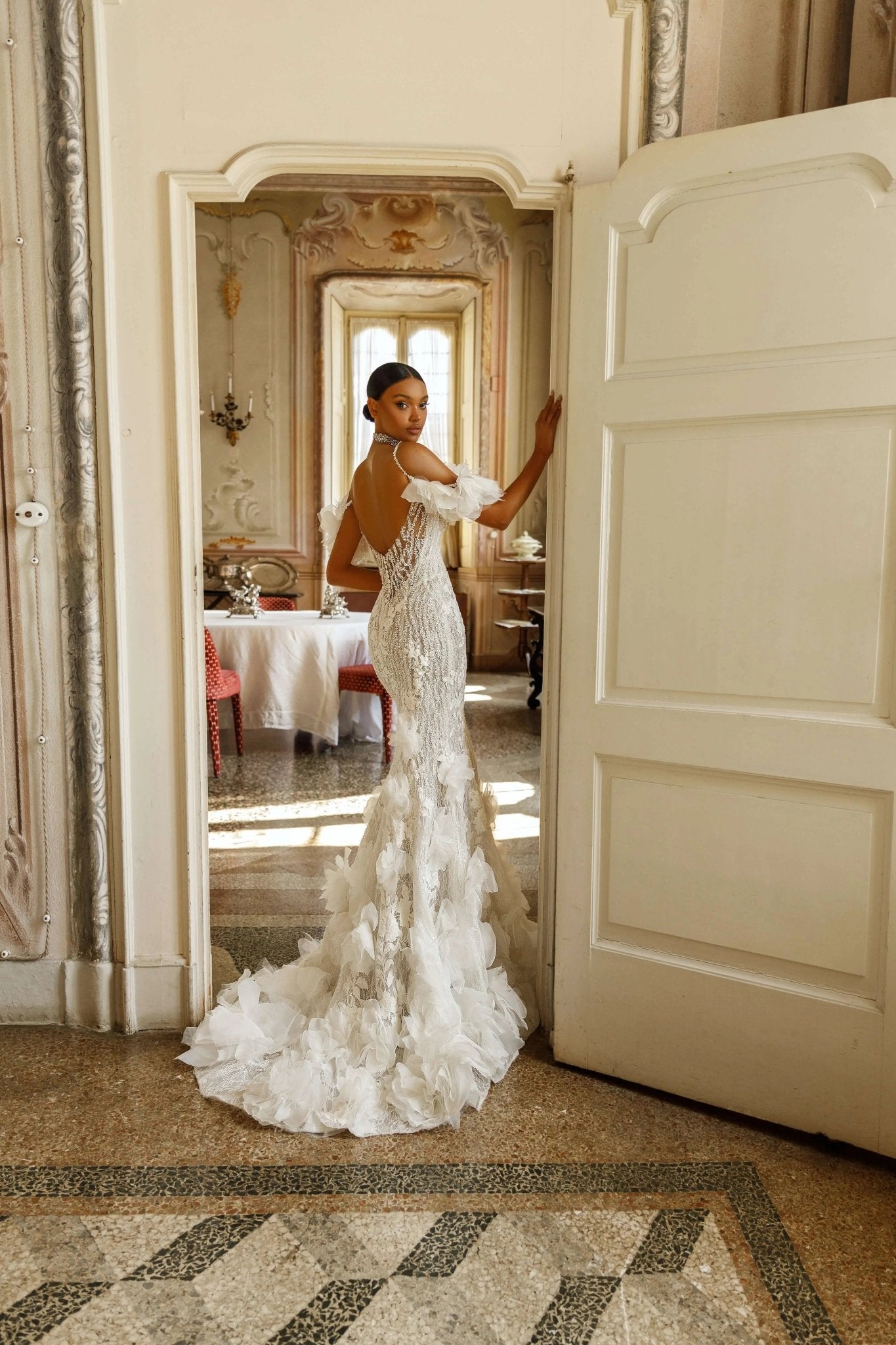 Silvia elegant fitted dress with lining - violetta - bridal